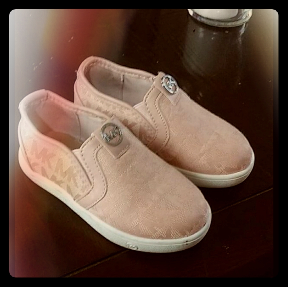 Michael kors slip ons
